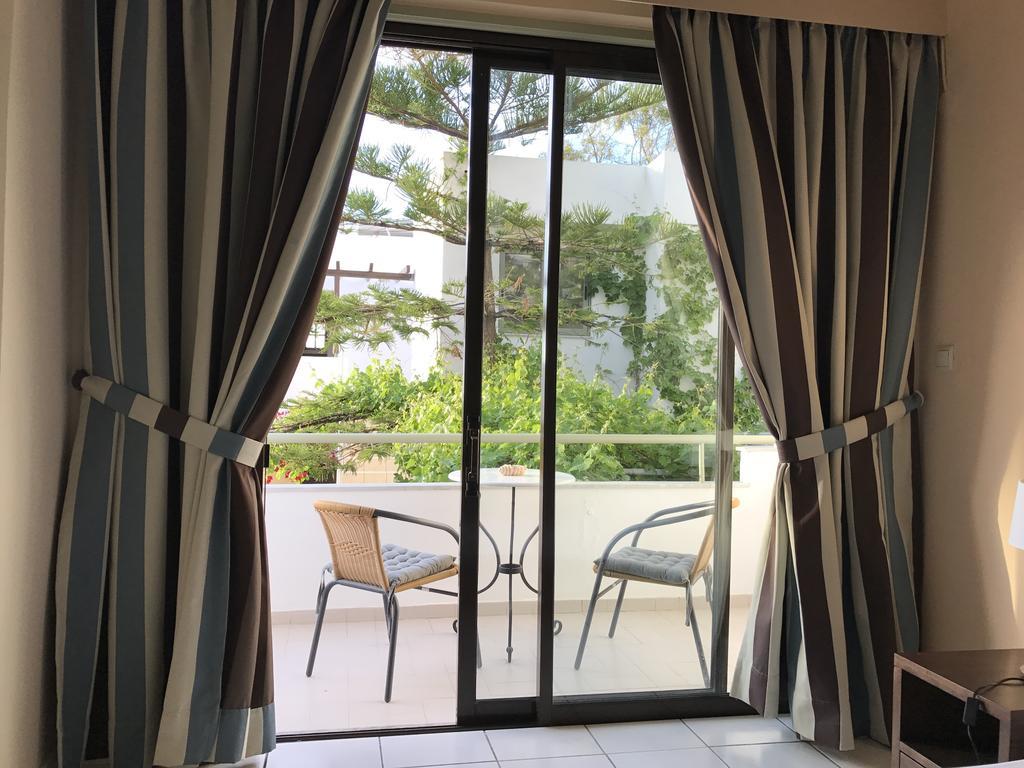 Oleander Apartman Platanész Kültér fotó