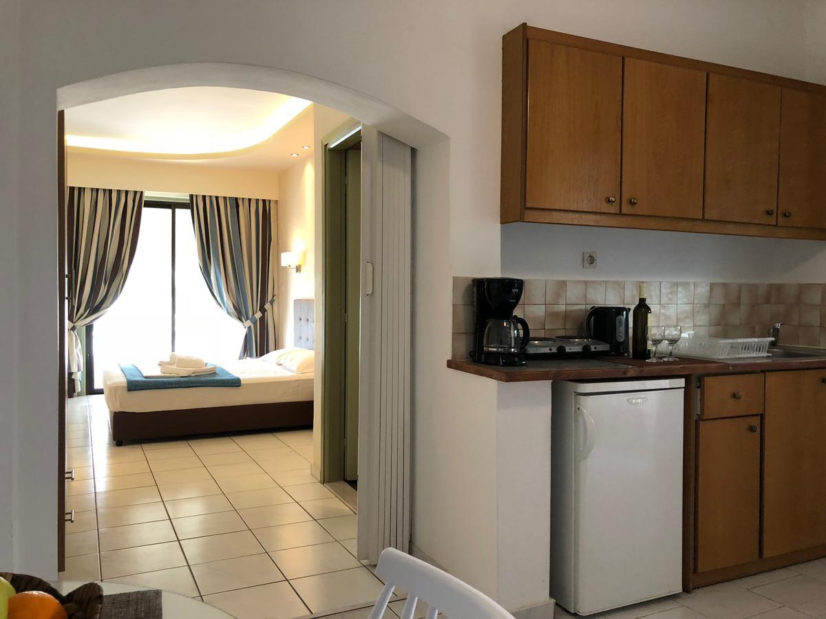 Oleander Apartman Platanész Kültér fotó