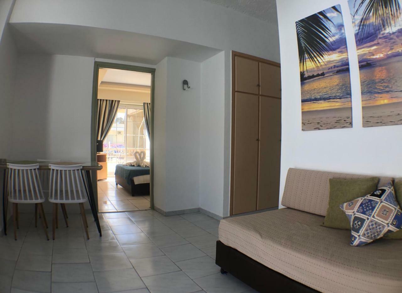 Oleander Apartman Platanész Kültér fotó