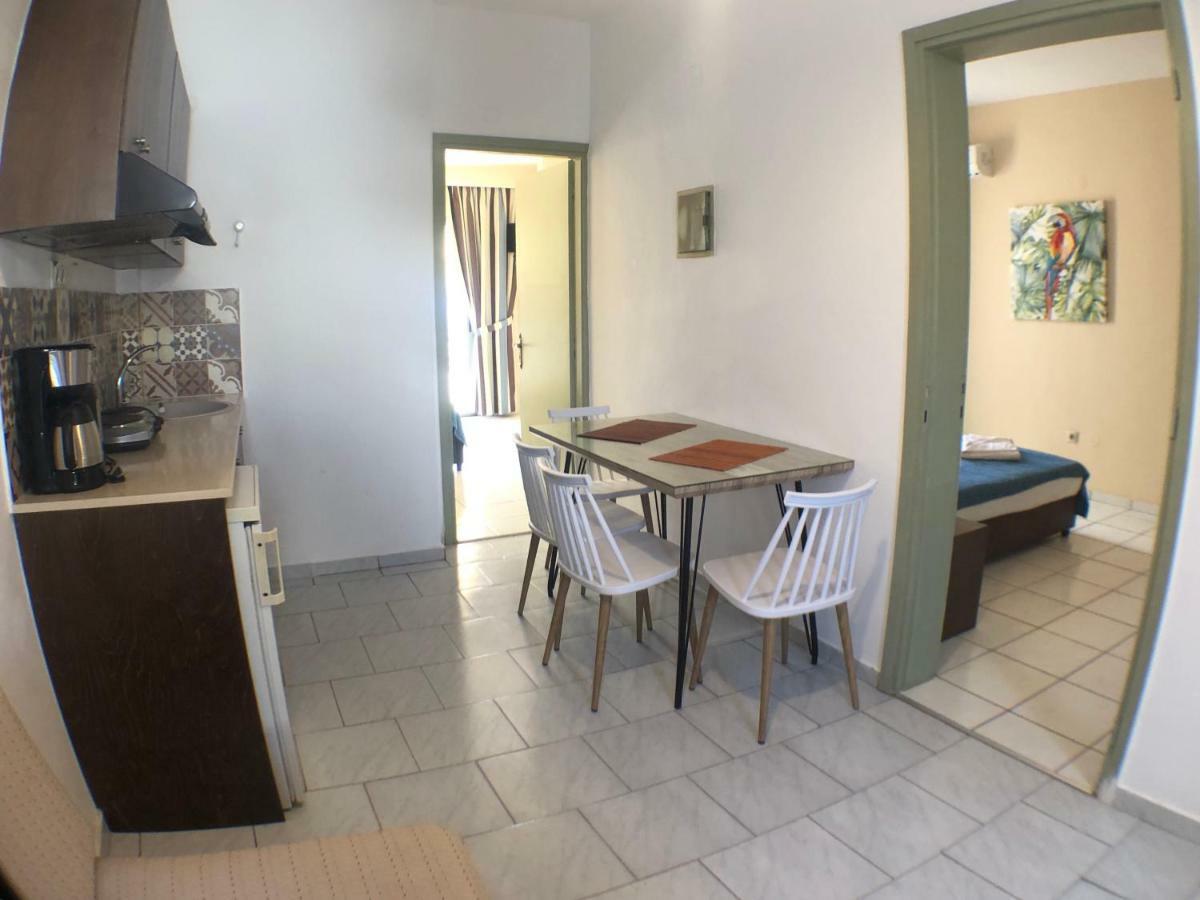 Oleander Apartman Platanész Kültér fotó